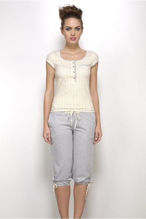 Комплект женский капри футболка короткий рукав желтый Hays 2613
